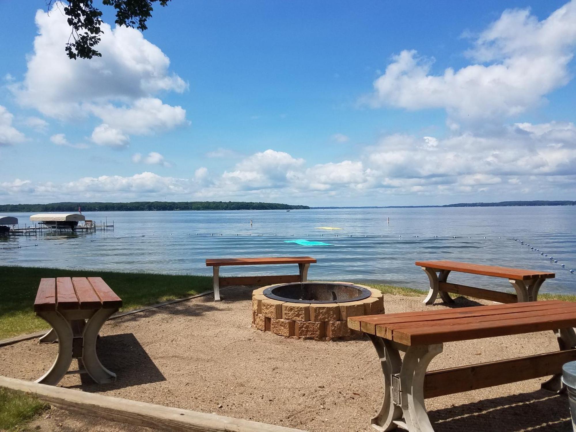 Viking Bay Resort And Lodge Miltona Eksteriør bilde