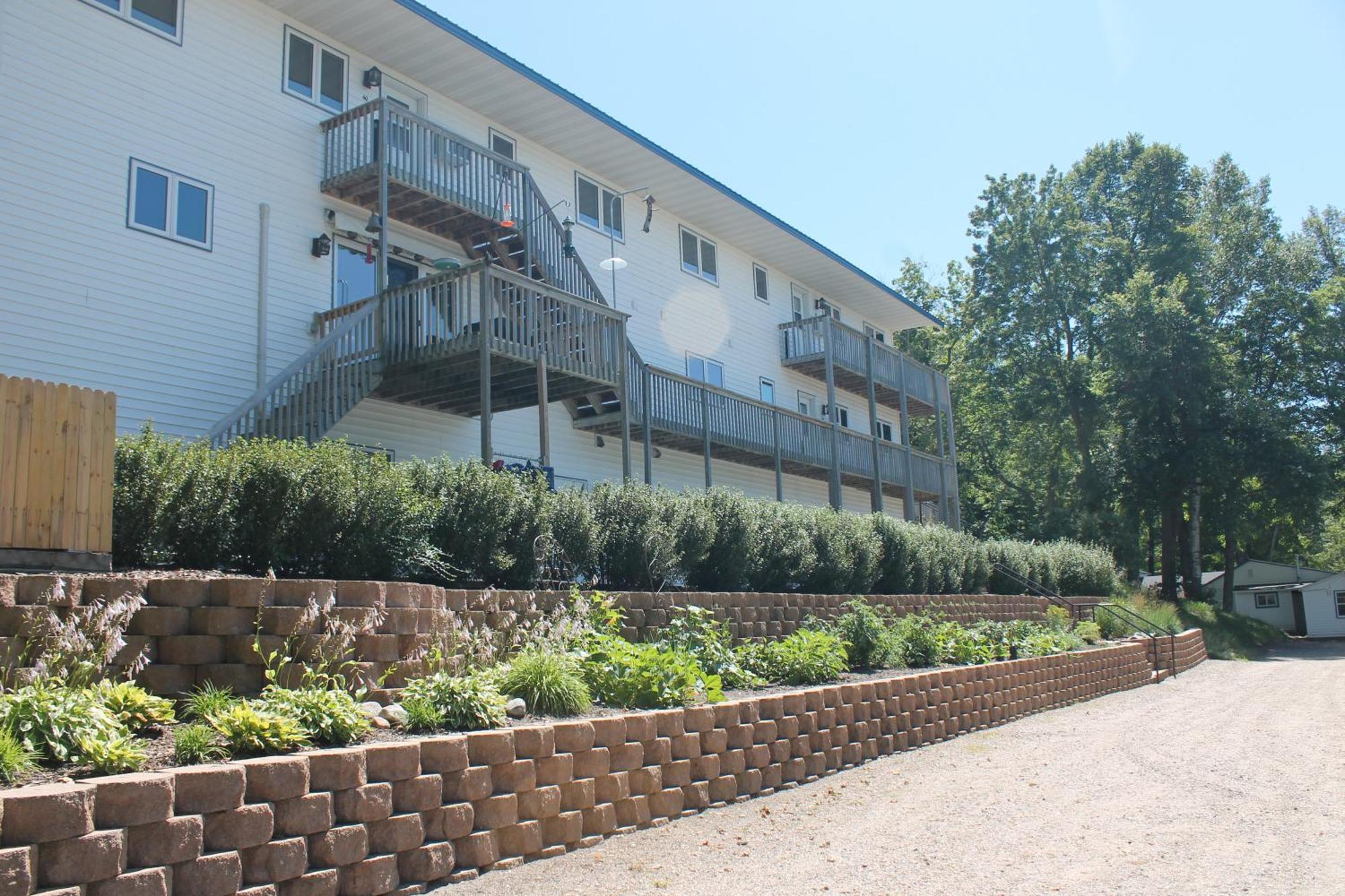 Viking Bay Resort And Lodge Miltona Eksteriør bilde