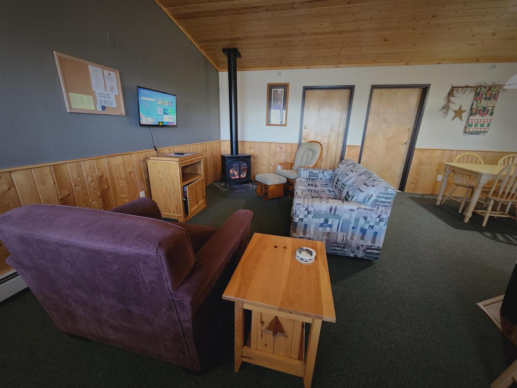 Viking Bay Resort And Lodge Miltona Eksteriør bilde