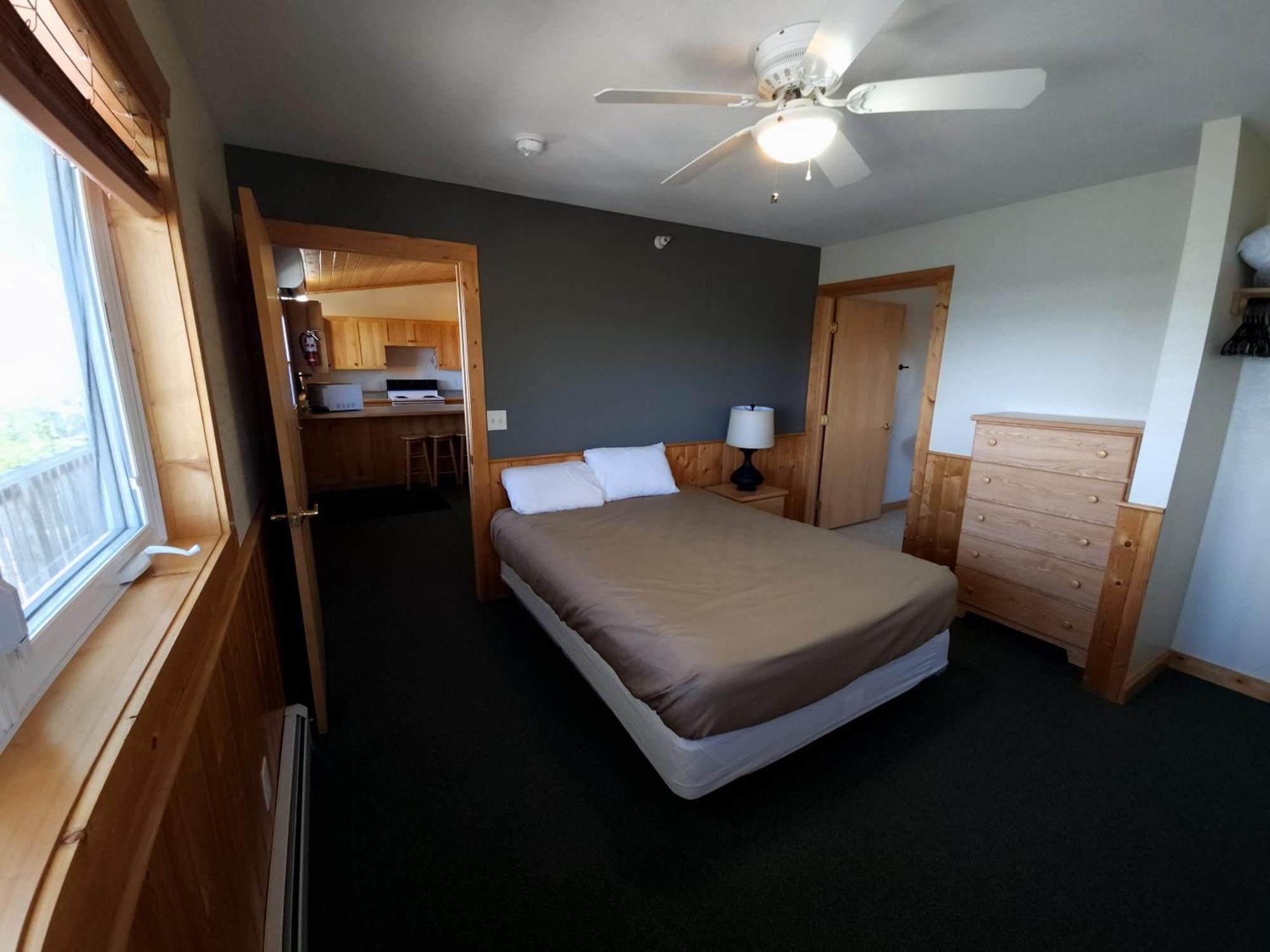 Viking Bay Resort And Lodge Miltona Eksteriør bilde